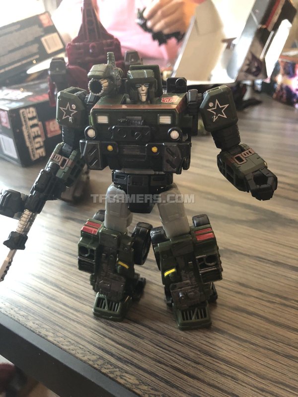 Transformers Siege War For Cybertron Preview Wave 1  (59 of 103)